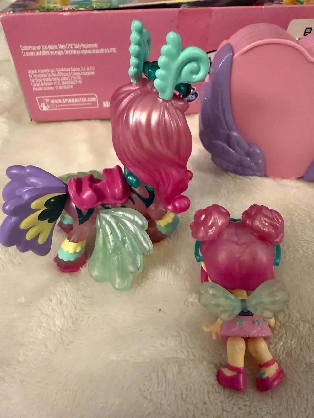Hatchimals Pixies Riders Lagoon Lily Pixie and Seastallion Glider